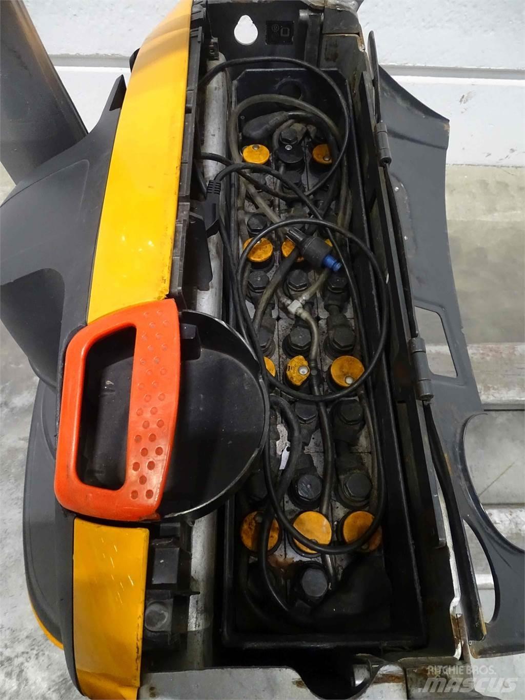 Still EXU16 Nisko podizni električni viljuškar
