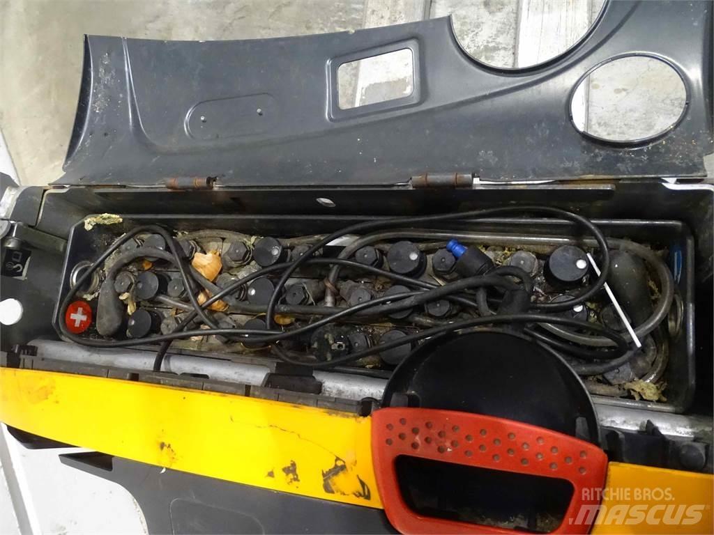 Still EXU16 Nisko podizni električni viljuškar