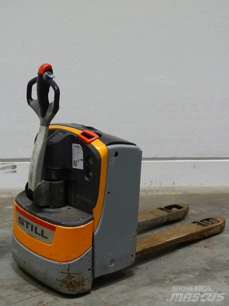 Still EXU18 Nisko podizni električni viljuškar
