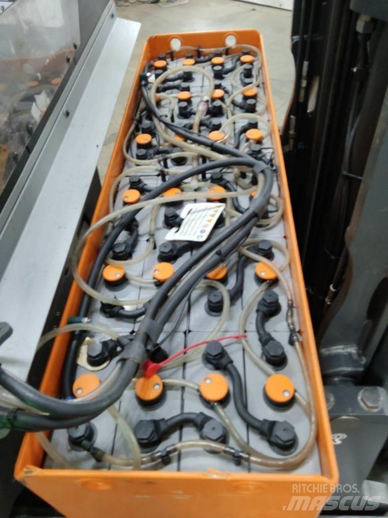 Still FM-X14 Viljuškari sa pomičnim stupom