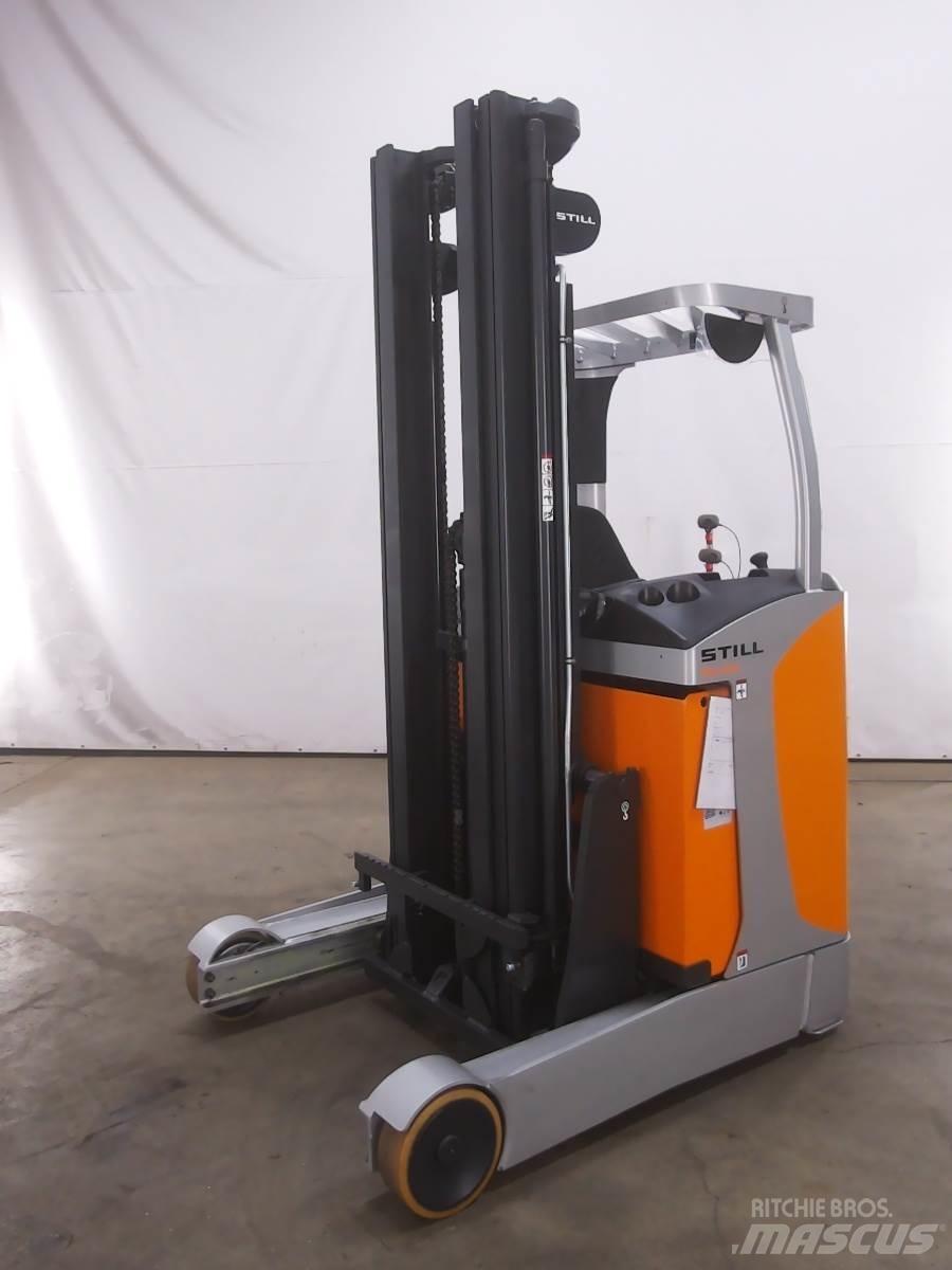 Still FM-X14 Reach trucks