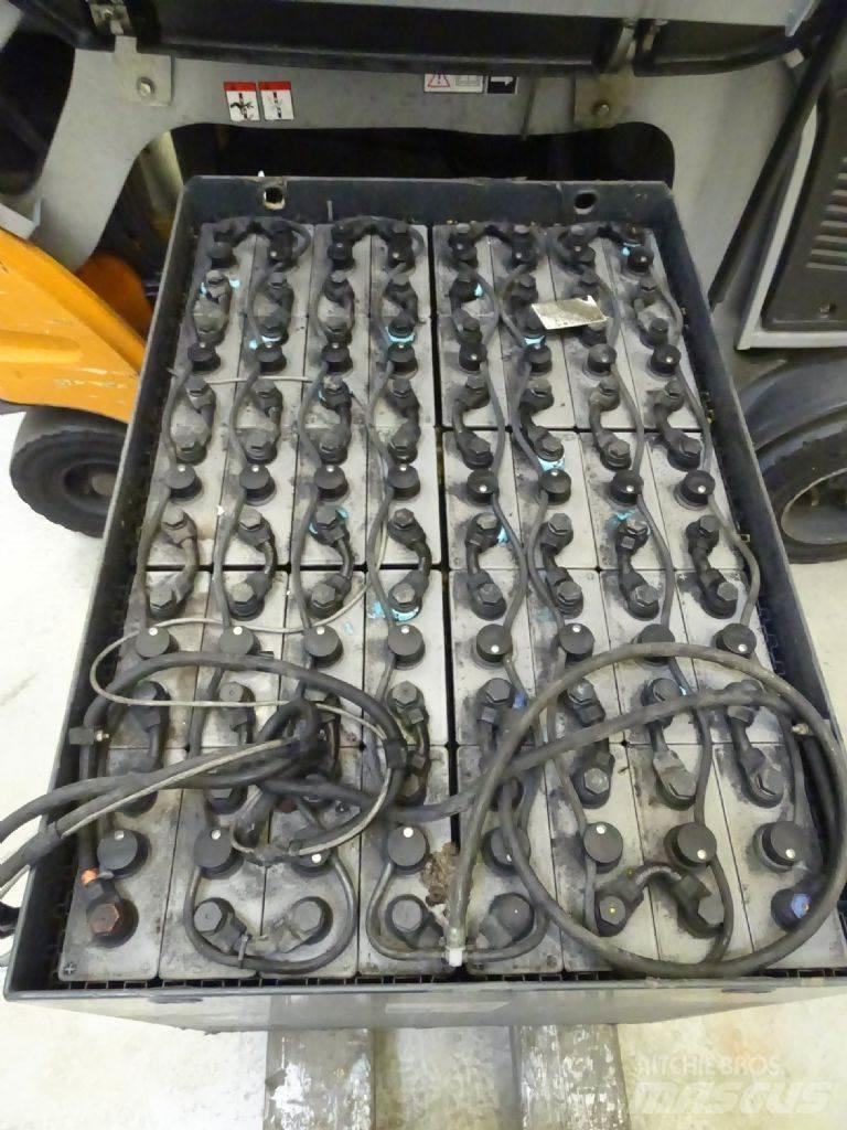 Still RX60-25/600 Električni viljuškari