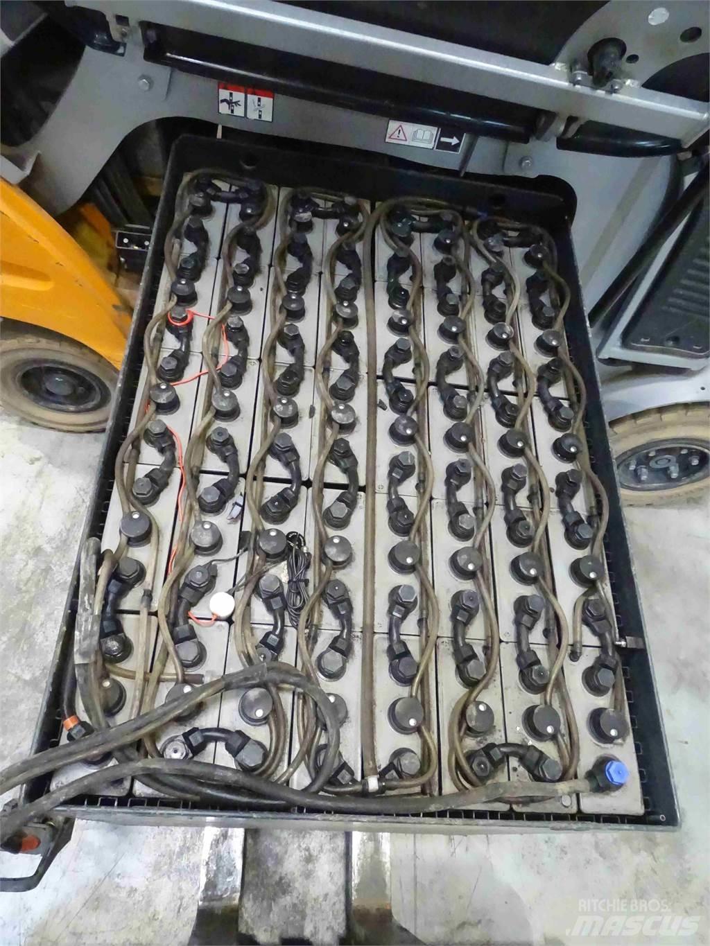 Still RX60-25/600 Električni viljuškari