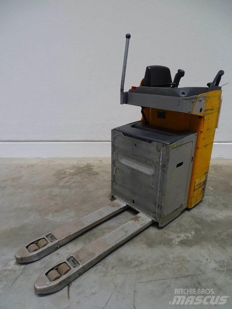 Still SXH20 Nisko podizni električni viljuškar