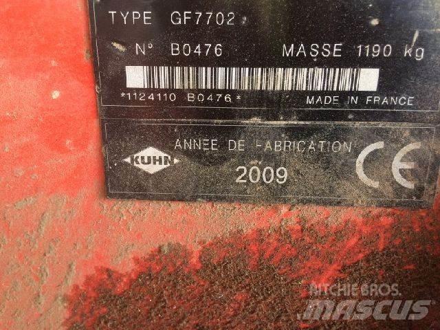 Kuhn GF 7702 Okretači i sakupljači sena