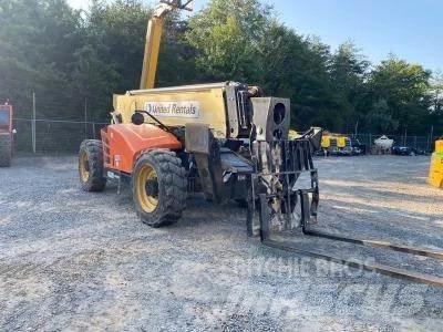 JLG 1055 Teleskopski viljuškari