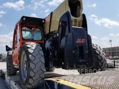 JLG 1055 Teleskopski viljuškari