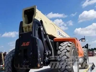 JLG 1055 Teleskopski viljuškari