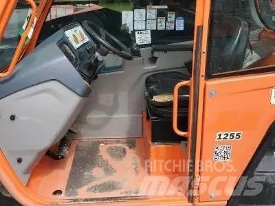 JLG 1255 Teleskopski viljuškari