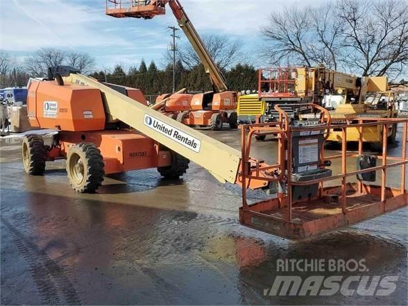 JLG 600S Teleskopske podizne platforme