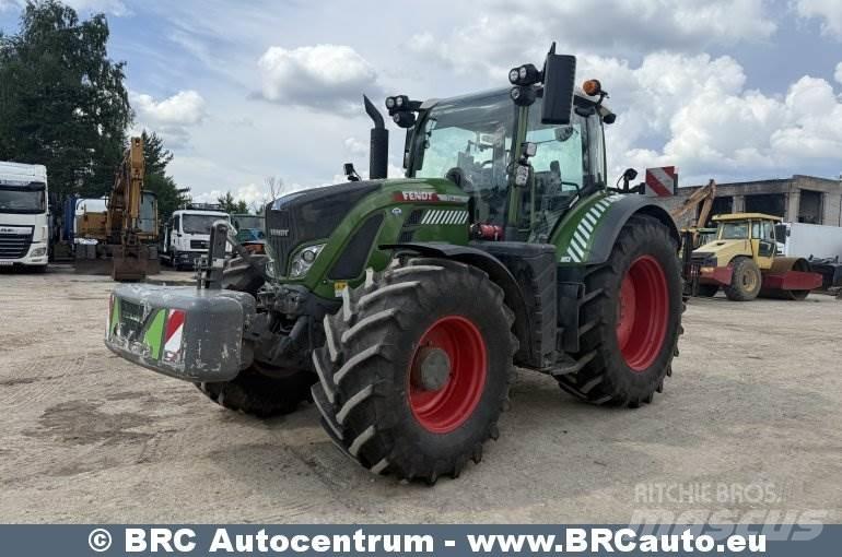 Fendt 724 Vario Traktori