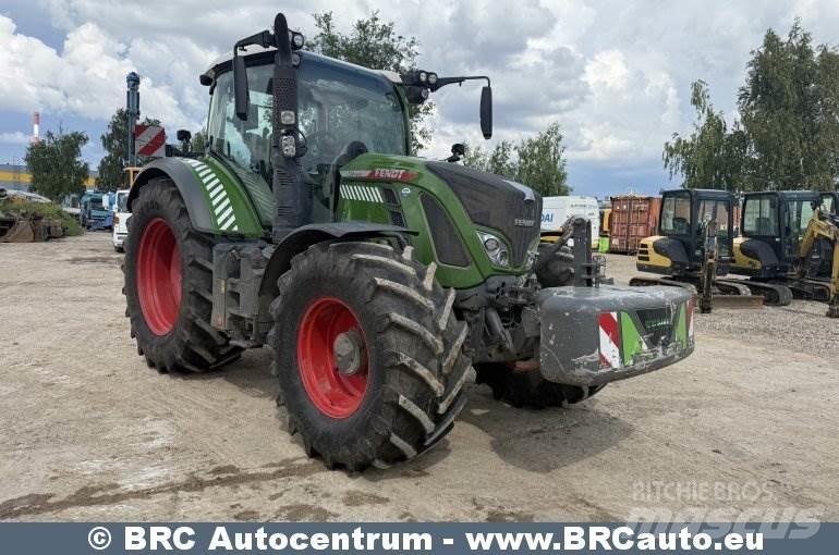 Fendt 724 Vario Traktori