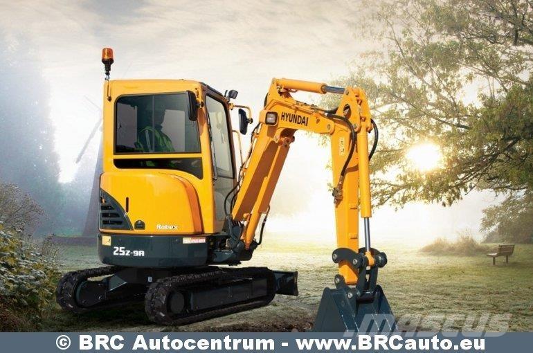 Hyundai R25Z-9AK Mini bageri < 7t