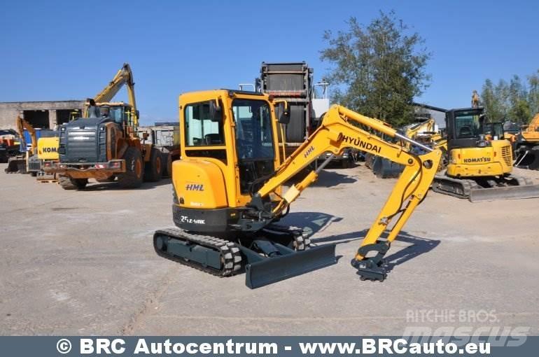 Hyundai R25Z-9AK Mini bageri < 7t