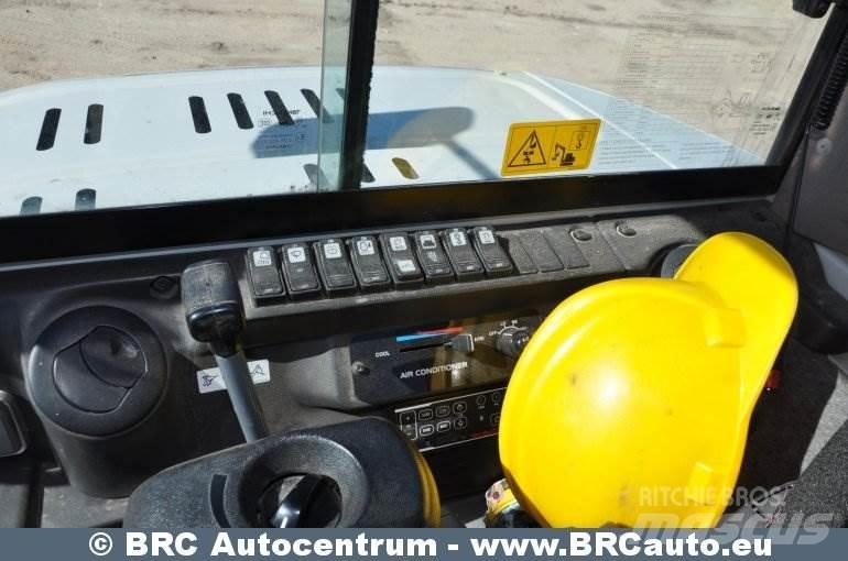 Takeuchi TB260 Bageri guseničari