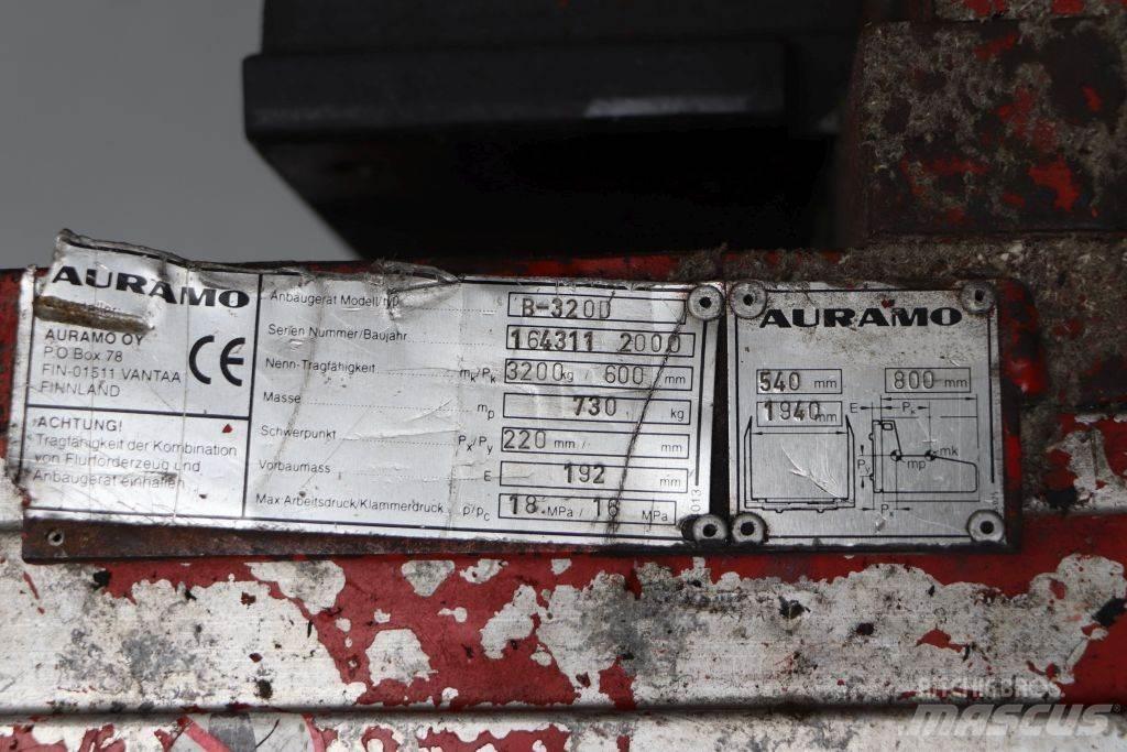 Auramo B-320D Pritege za bale