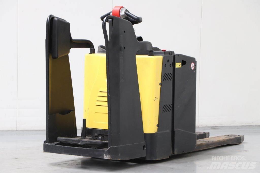 Hyster P2.0S Nisko podizni električni viljuškar