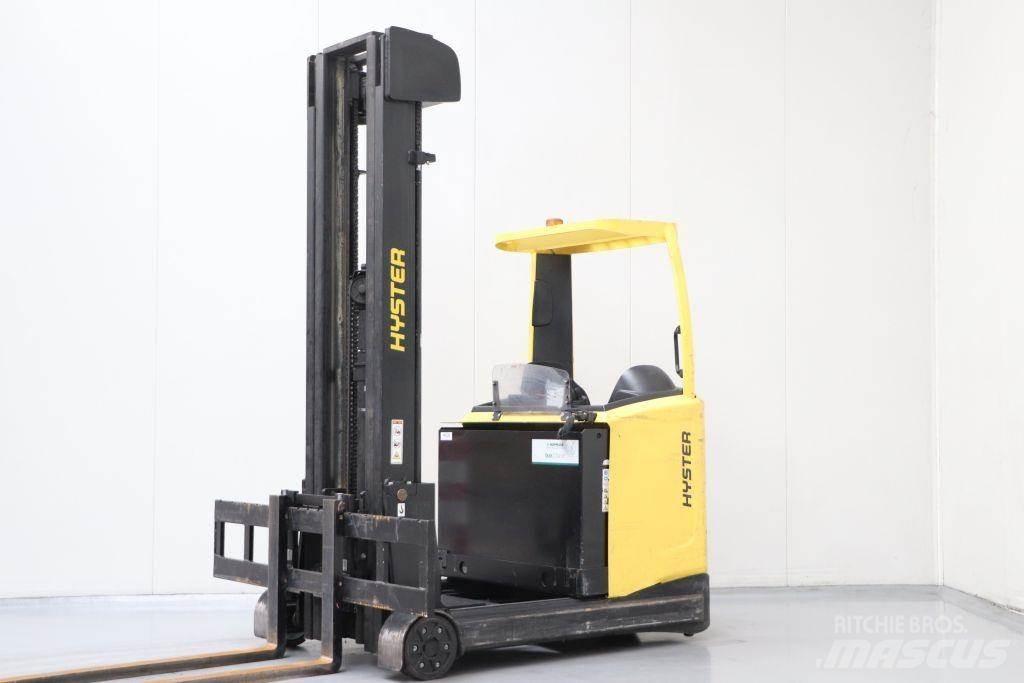 Hyster R2.5 Viljuškari sa pomičnim stupom