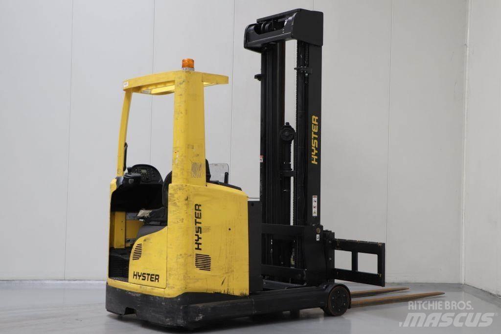 Hyster R2.5 Viljuškari sa pomičnim stupom