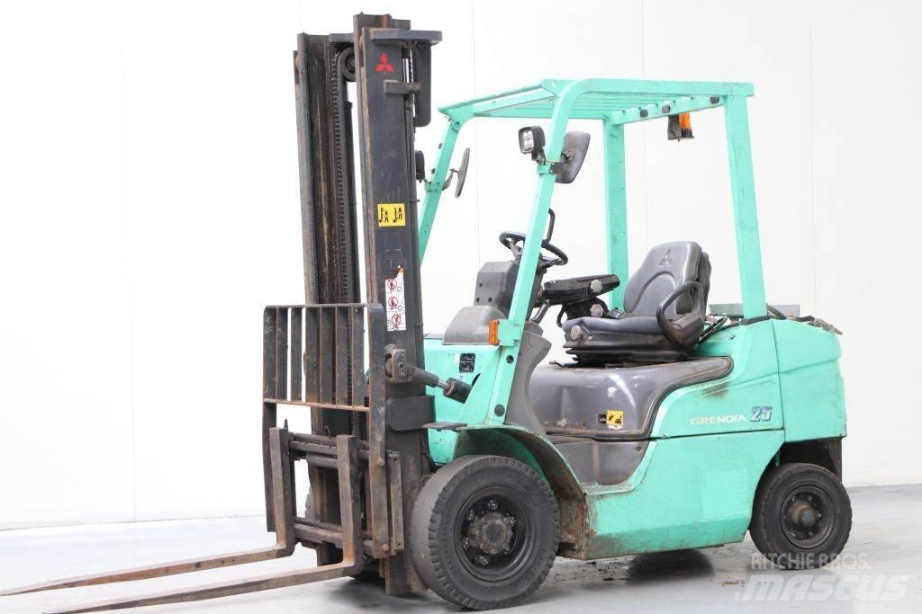 Mitsubishi FG25NT Plinski viljuškari
