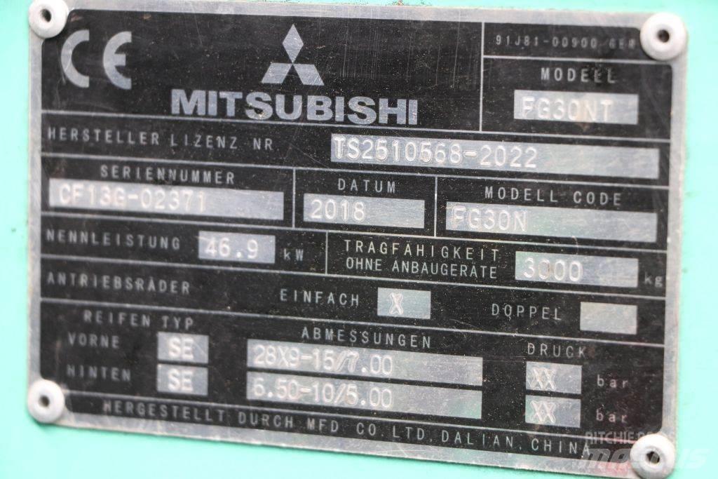 Mitsubishi FG30NT Plinski viljuškari
