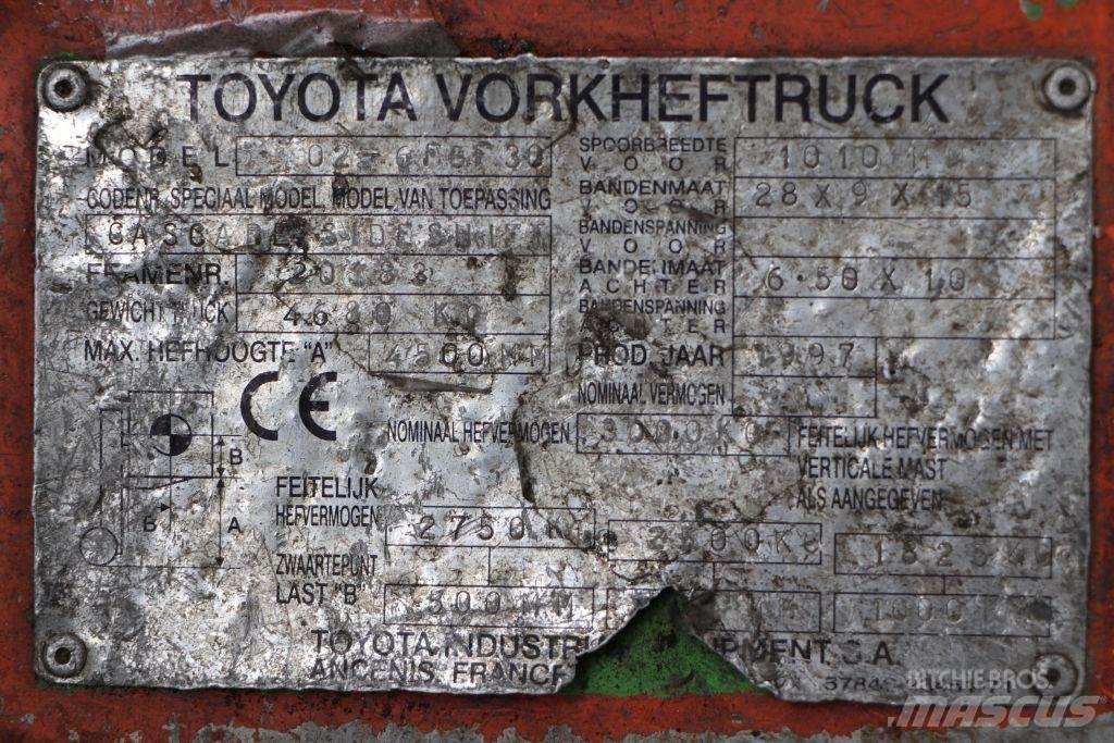Toyota 02-6FGF30 Plinski viljuškari