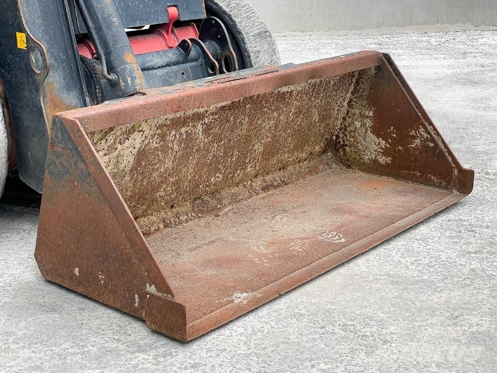 JCB R260 Skid steer mini utovarivači