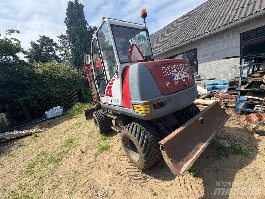 Neuson 6502WD Bageri točkaši