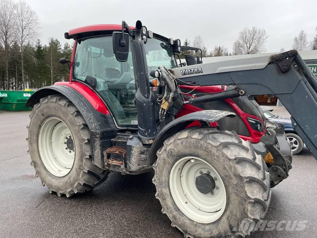 Valtra N 174 Traktori