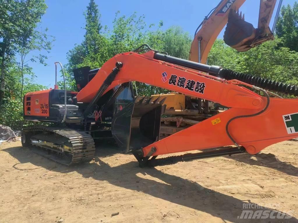 Hitachi ZX200 Bageri guseničari