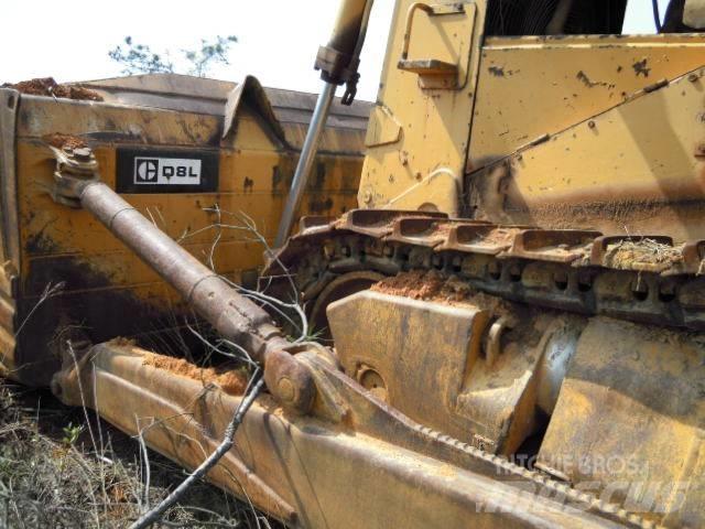 CAT D 8 L Buldožeri guseničari