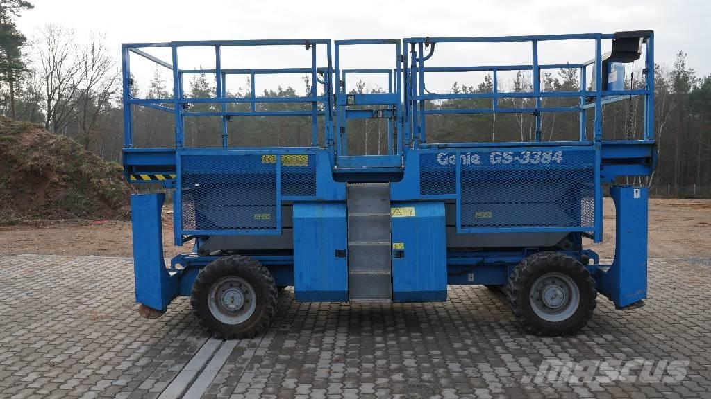 Genie GS3384 RT 4x4 Makazaste platforme