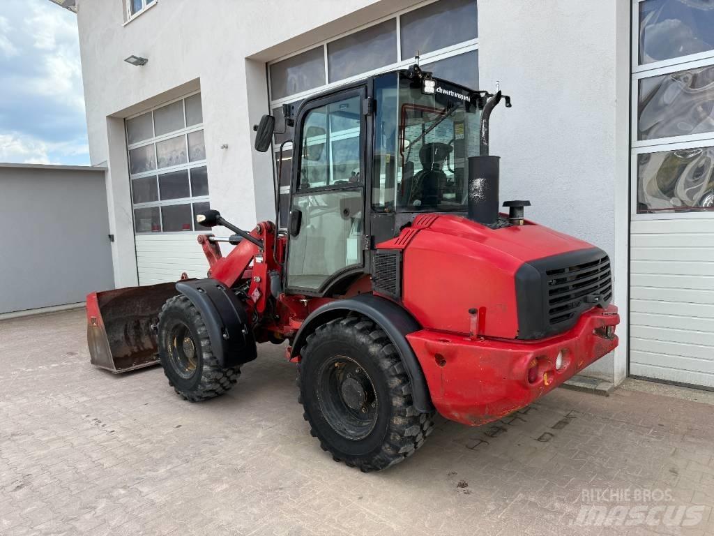 CAT 908 H Utovarivači na točkove