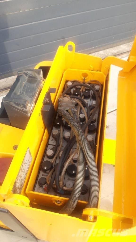 Jungheinrich EJE 120 Nisko podizni električni viljuškar