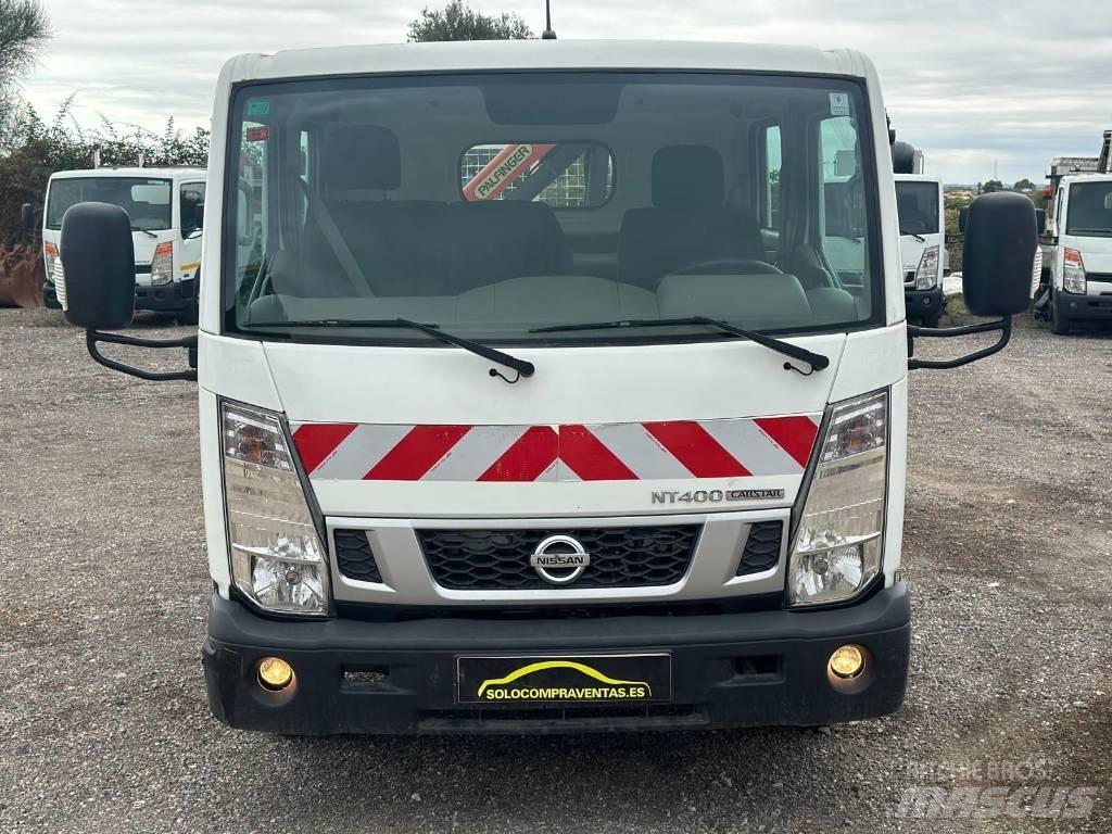 Nissan NT 400 Pik up kamioni