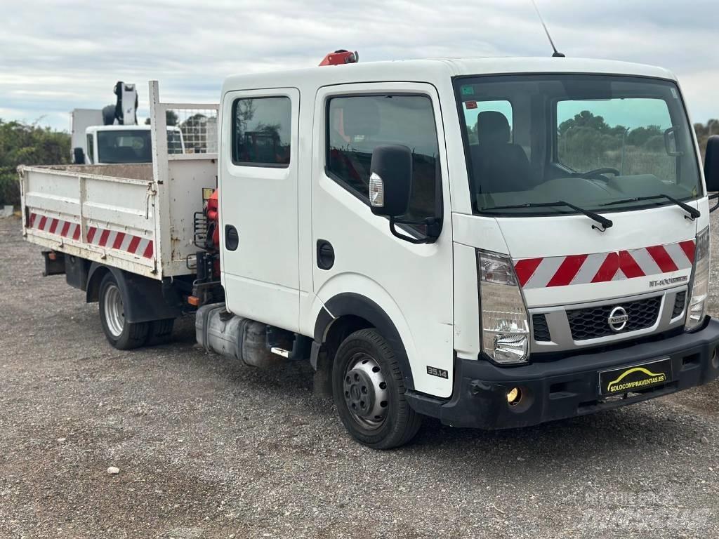 Nissan NT 400 Pik up kamioni
