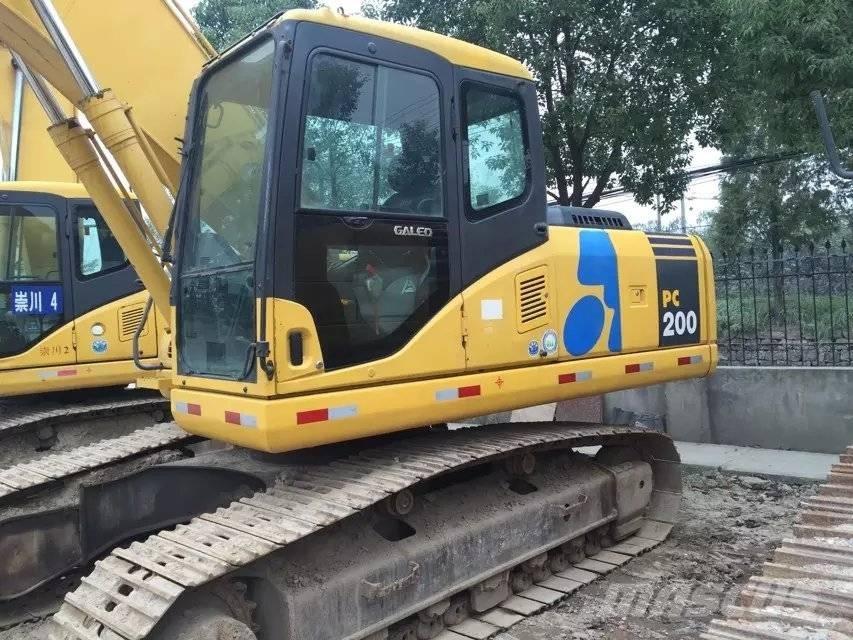 Komatsu PC 200-7 Bageri guseničari