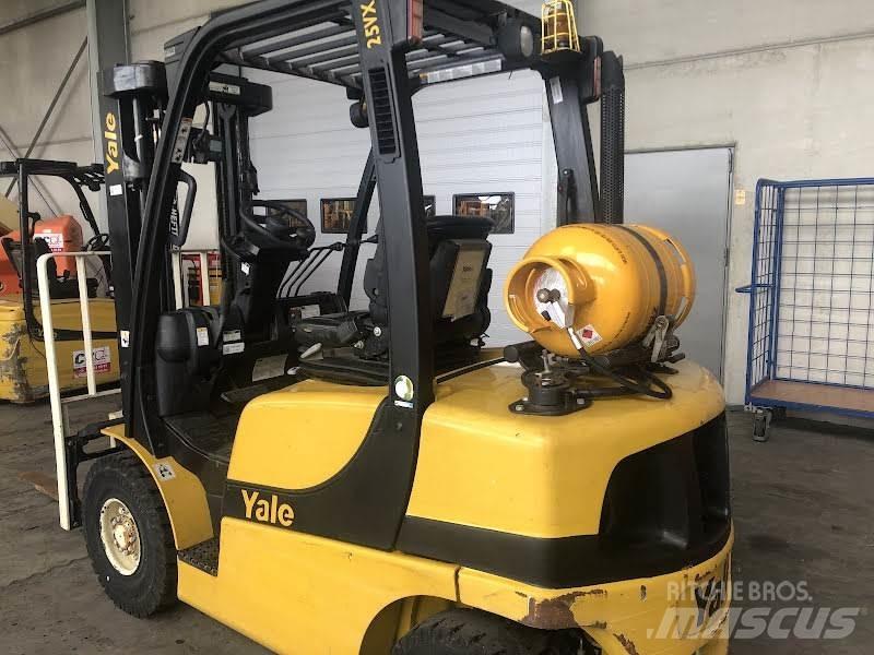 Yale GLP25VX Plinski viljuškari