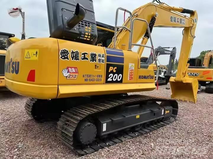 Komatsu PC 200 Bageri guseničari