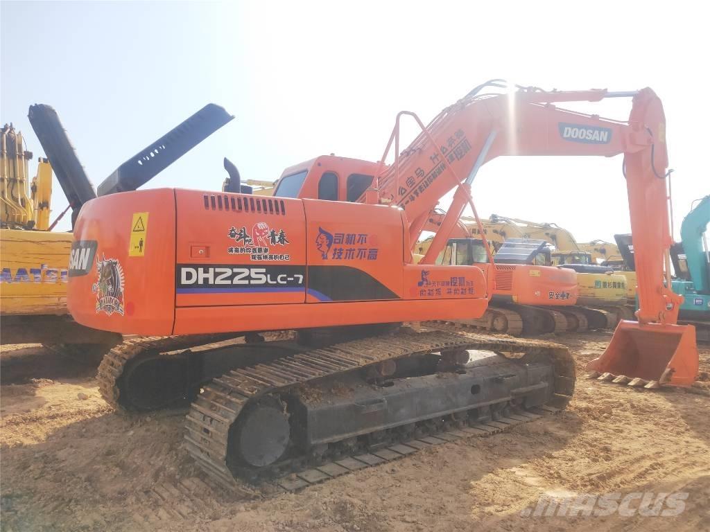 Doosan DH225LC-7 Bageri guseničari