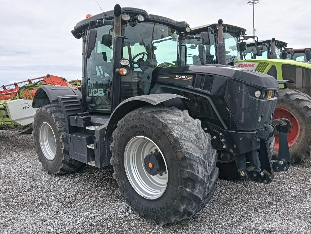 JCB Fastrac 4220 Traktori