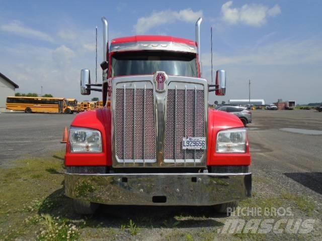 Kenworth W 990 Tegljači