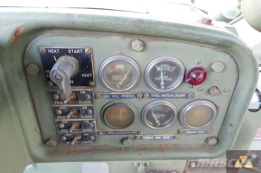 CAT D7F Ex-army Buldožeri guseničari