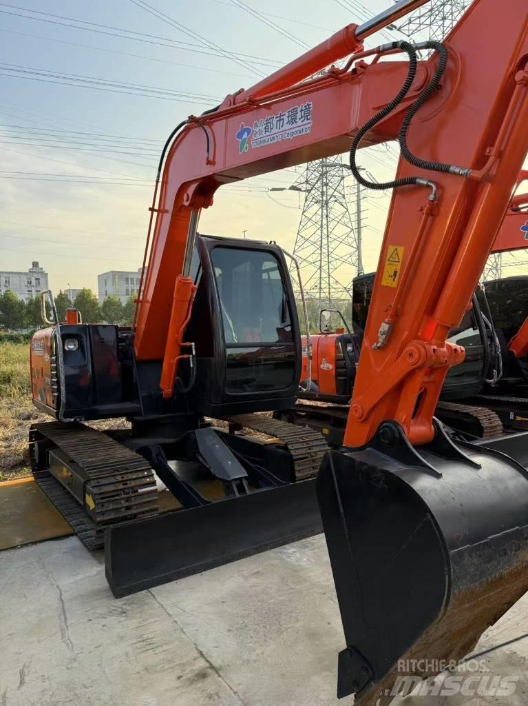 Hitachi Zaxis 70 Bageri guseničari