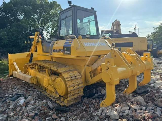 Komatsu D 85 EX Buldožeri guseničari