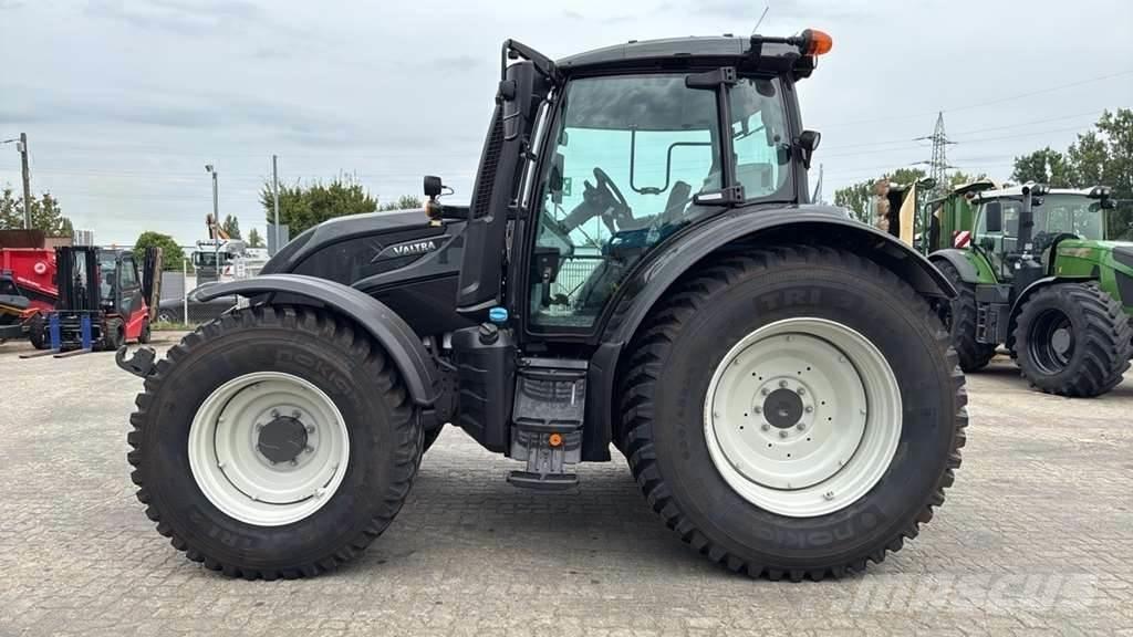 Valtra N155 ED Traktori