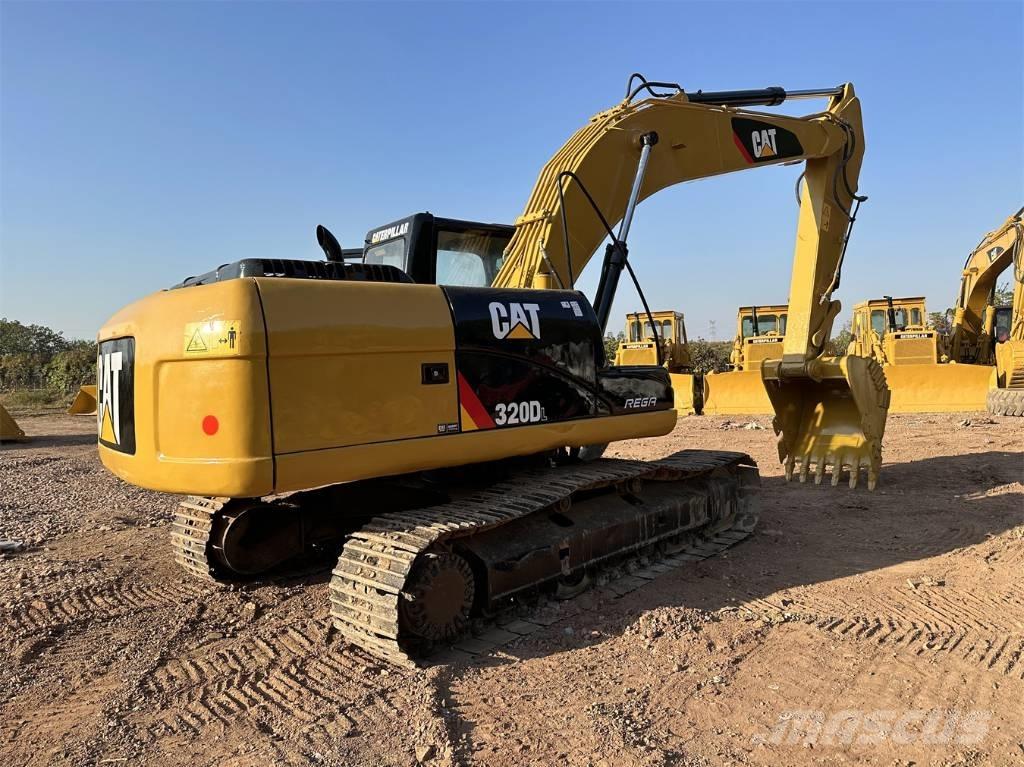 CAT 320D Bageri guseničari