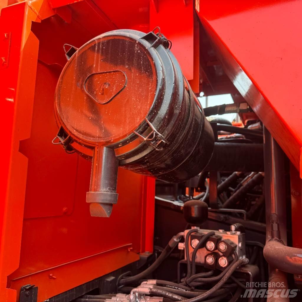 Doosan DX 225 LCA Bageri guseničari