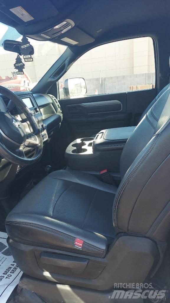 RAM 5500 Kamioni sa otvorenim sandukom