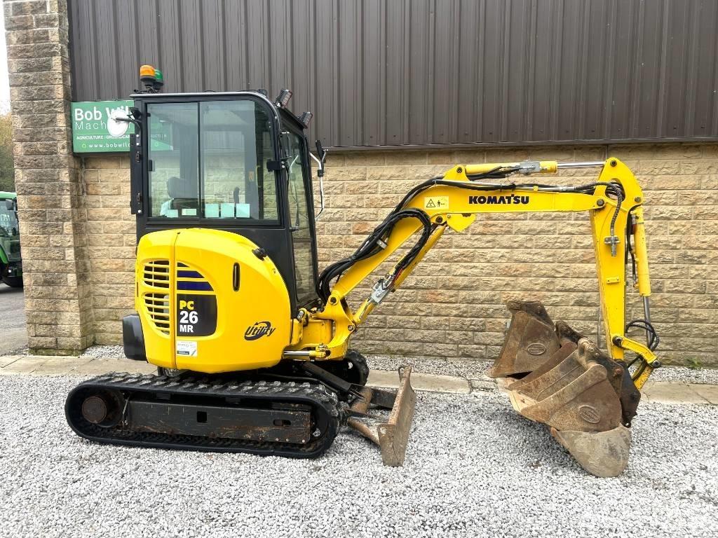 Komatsu PC26MR-3 Mini bageri < 7t